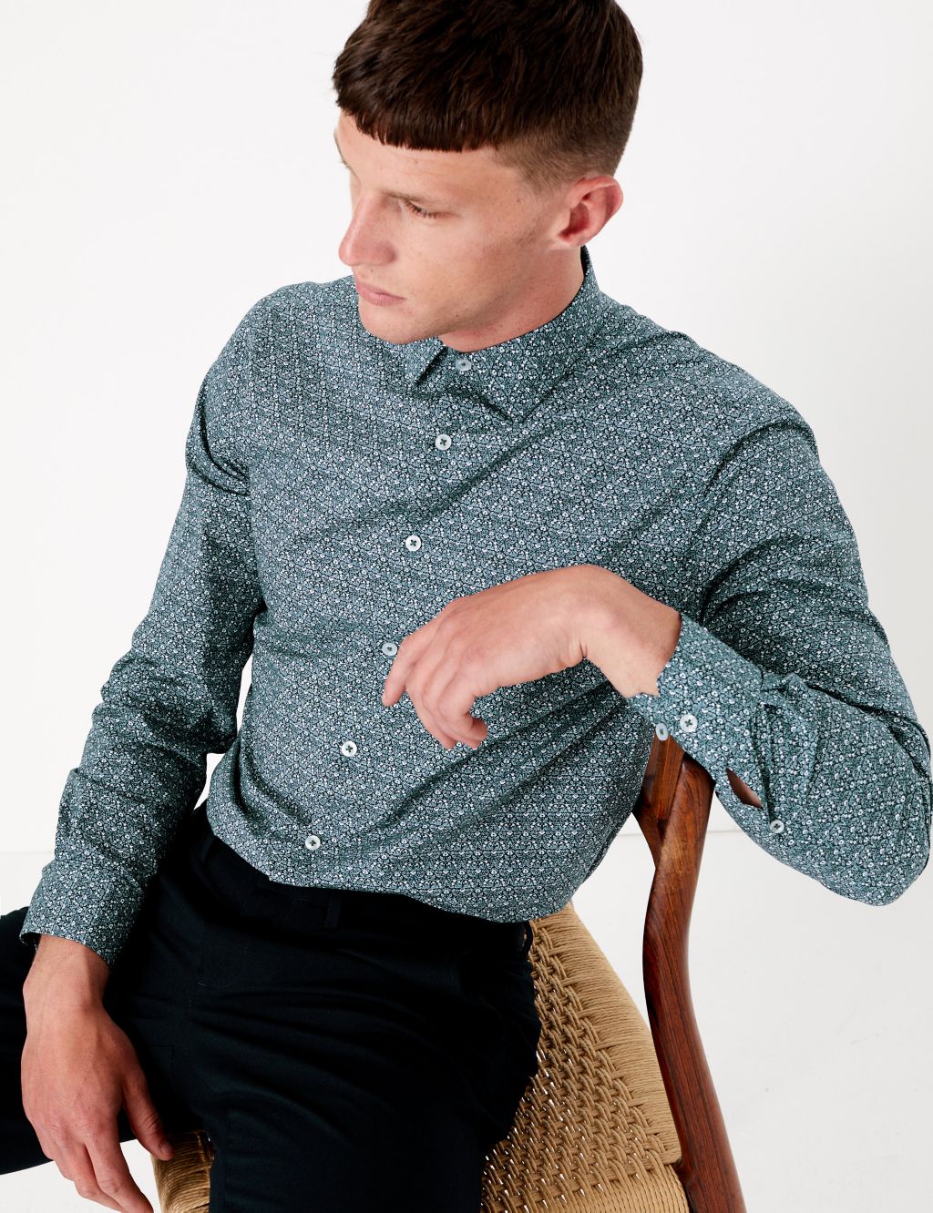 Tailored Fit William Morris Print Shirts 2 of 4