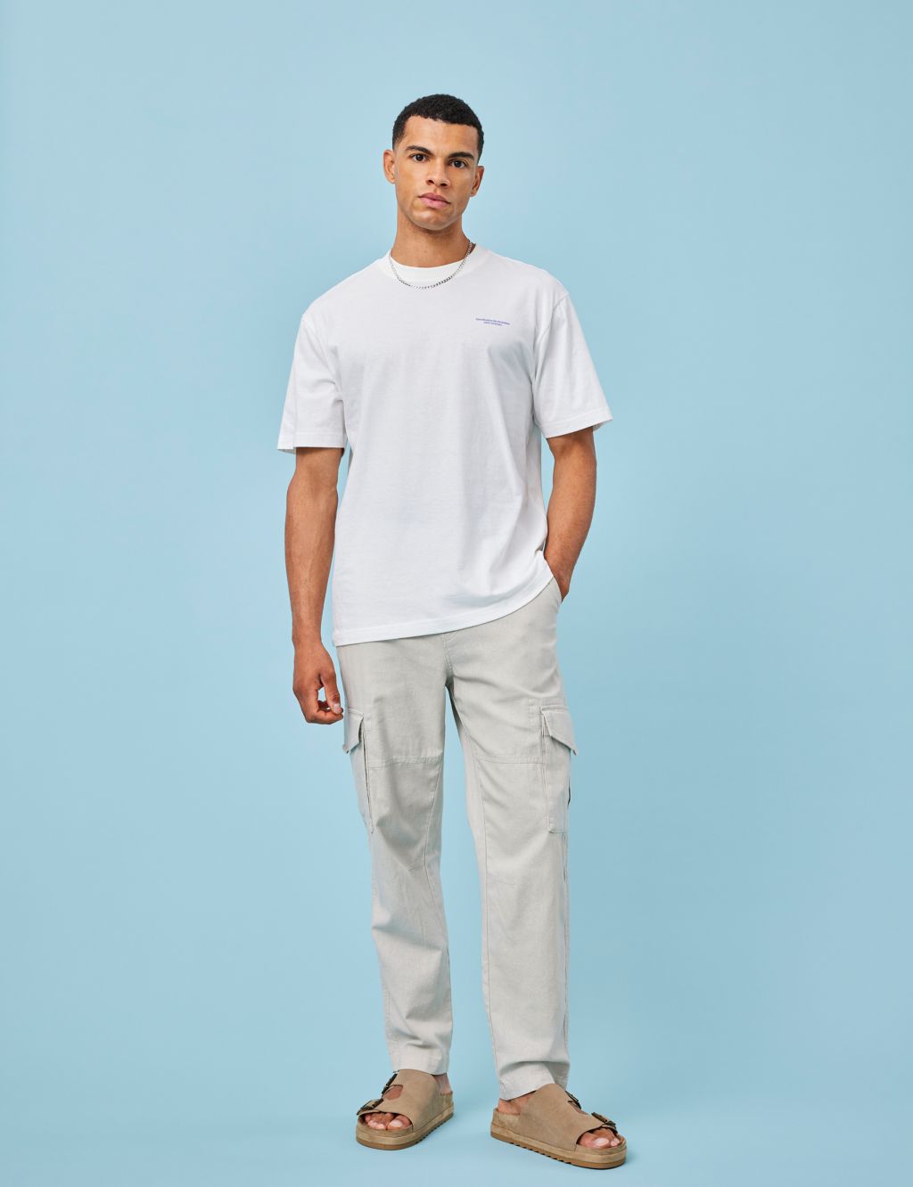 Tapered Fit Linen Rich Cargo Trousers 3 of 3