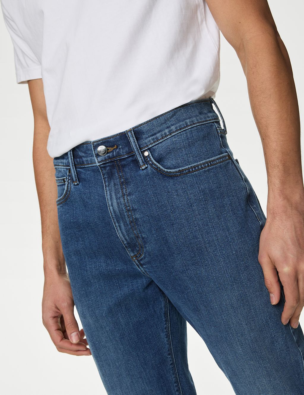 Tapered Fit Stretch Jeans 4 of 6