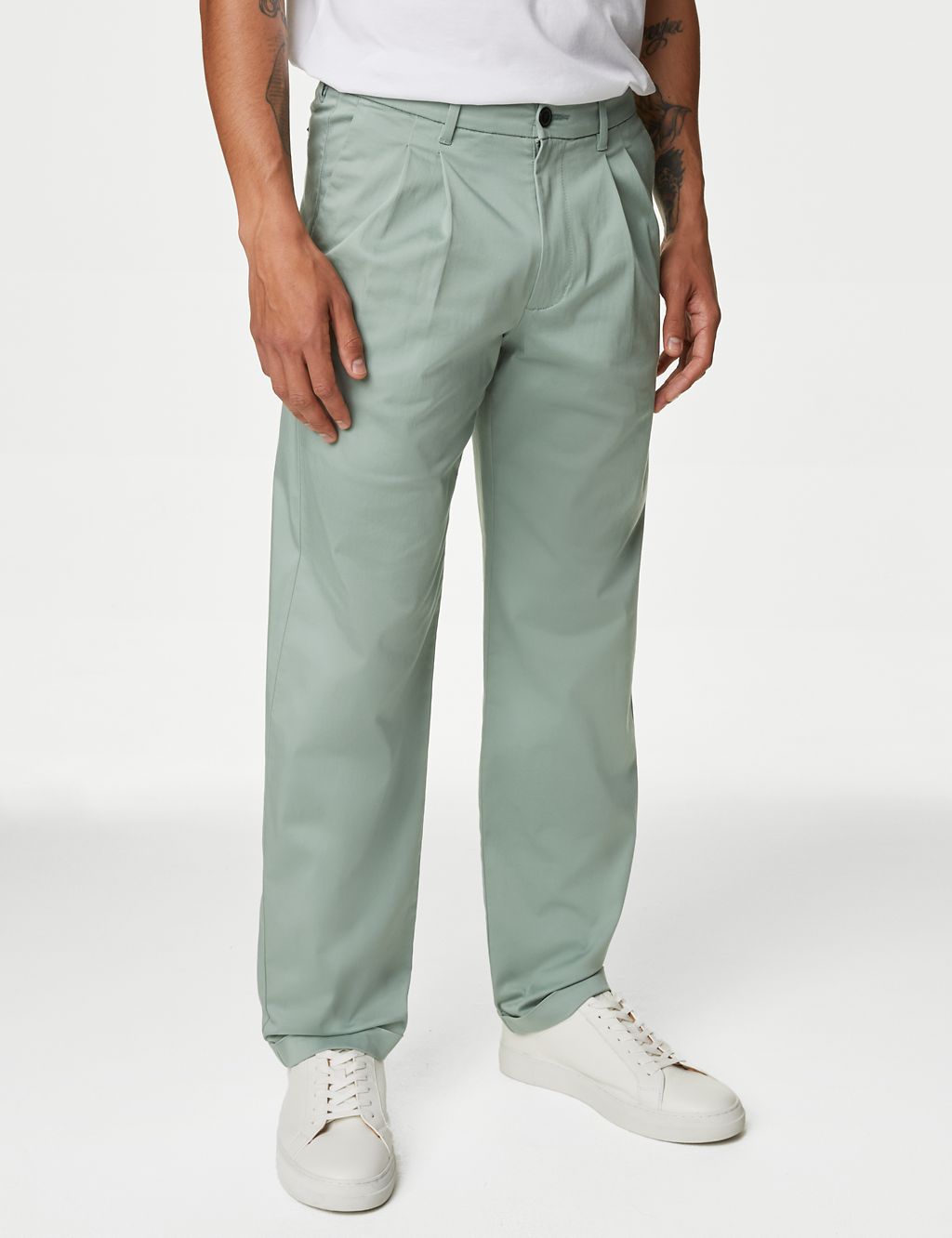 Tapered Fit Twin Pleat Chinos 6 of 7