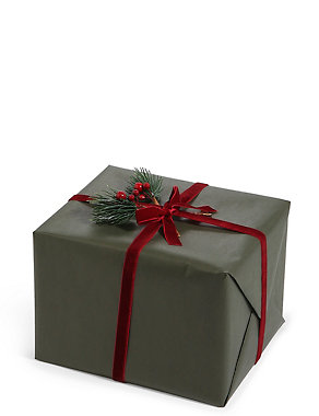 Tartan Christmas Luxury Wrap Pack Image 2 of 3