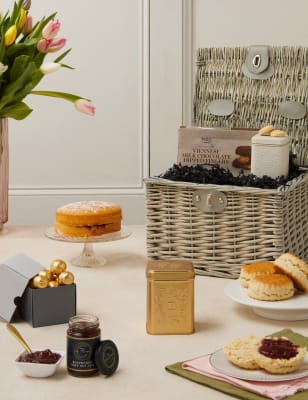 marks and spencer baby hamper