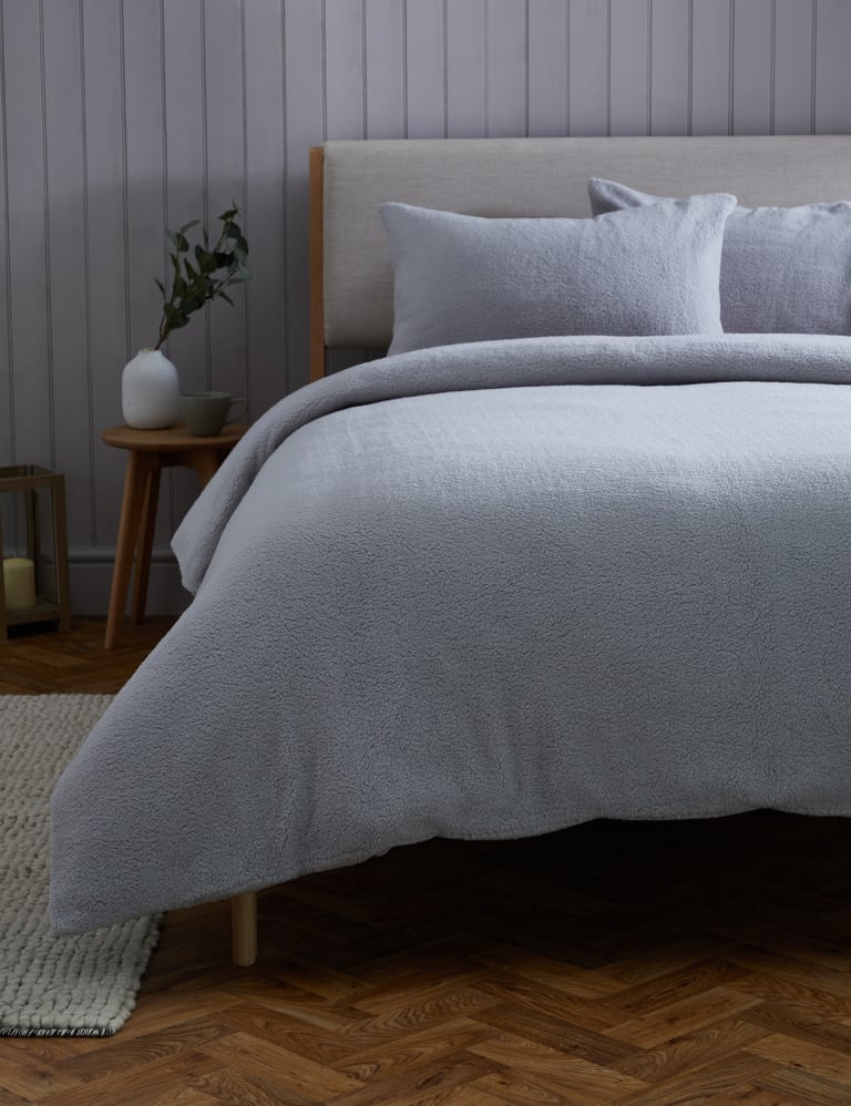 Savvy shoppers race to snap up teddy fleece sheets reduced to £4 in M&S,  and they're perfect for the chilly weather