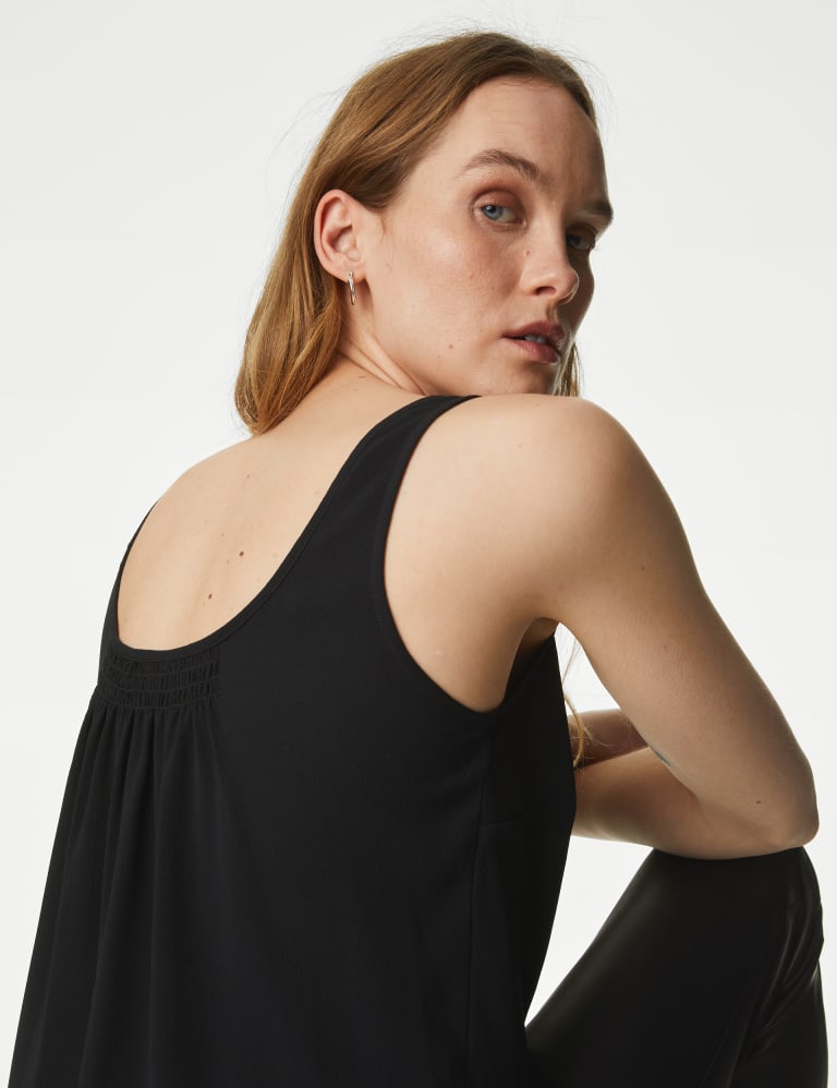 Textured V Neck Cami in Black