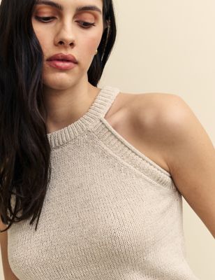Textured Crew Neck Relaxed Knitted Vest Top Image 2 of 6