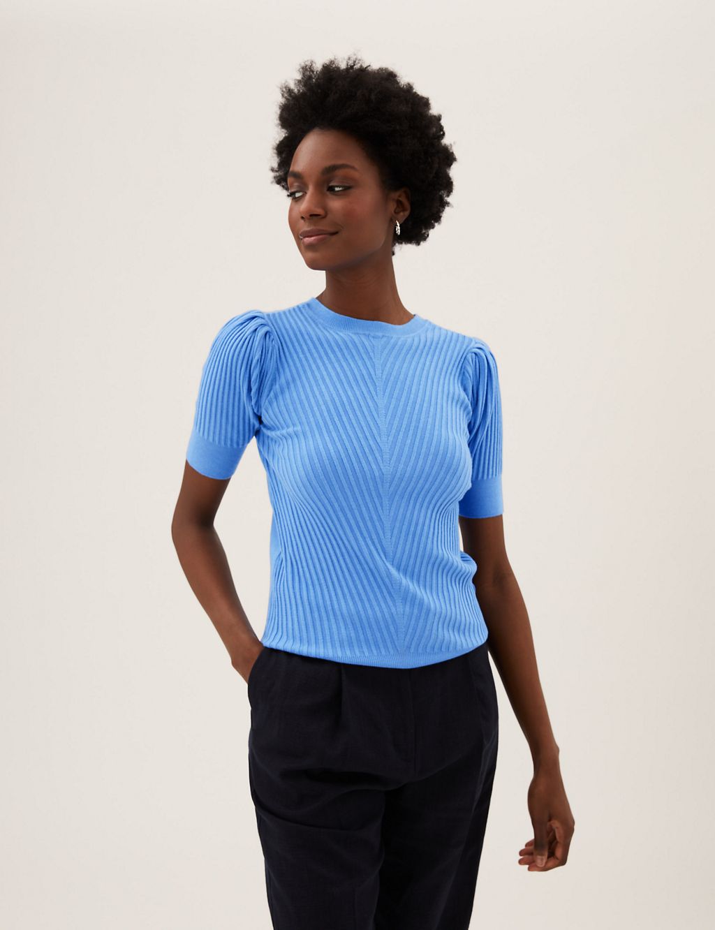 Textured Crew Neck Short Sleeve Knitted Top 4 of 6