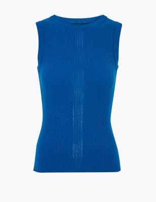 Smart Ladies Sleeveless Knit Top