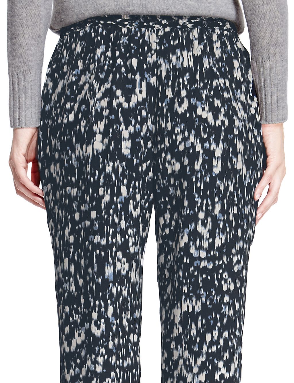 Textured Print Tapered Leg Trousers 4 of 4