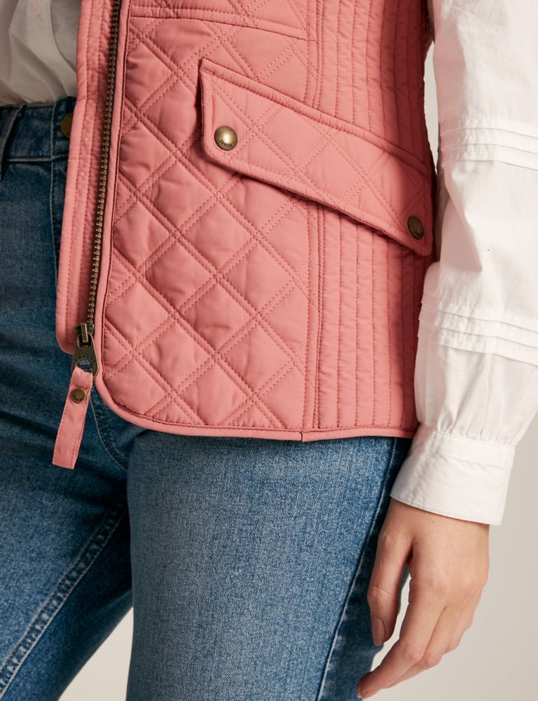 Textured Quilted Gilet 7 of 8