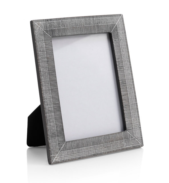 Textured Resin Photo Frame 13 x 18cm (5 x 7'') Image 1 of 2