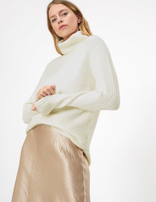 Roll neck outlet cream jumper