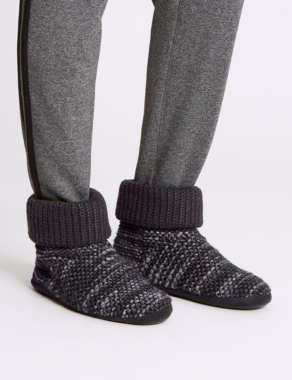 Textured knitted Slipper Boots with Freshfeet™ 3 of 6