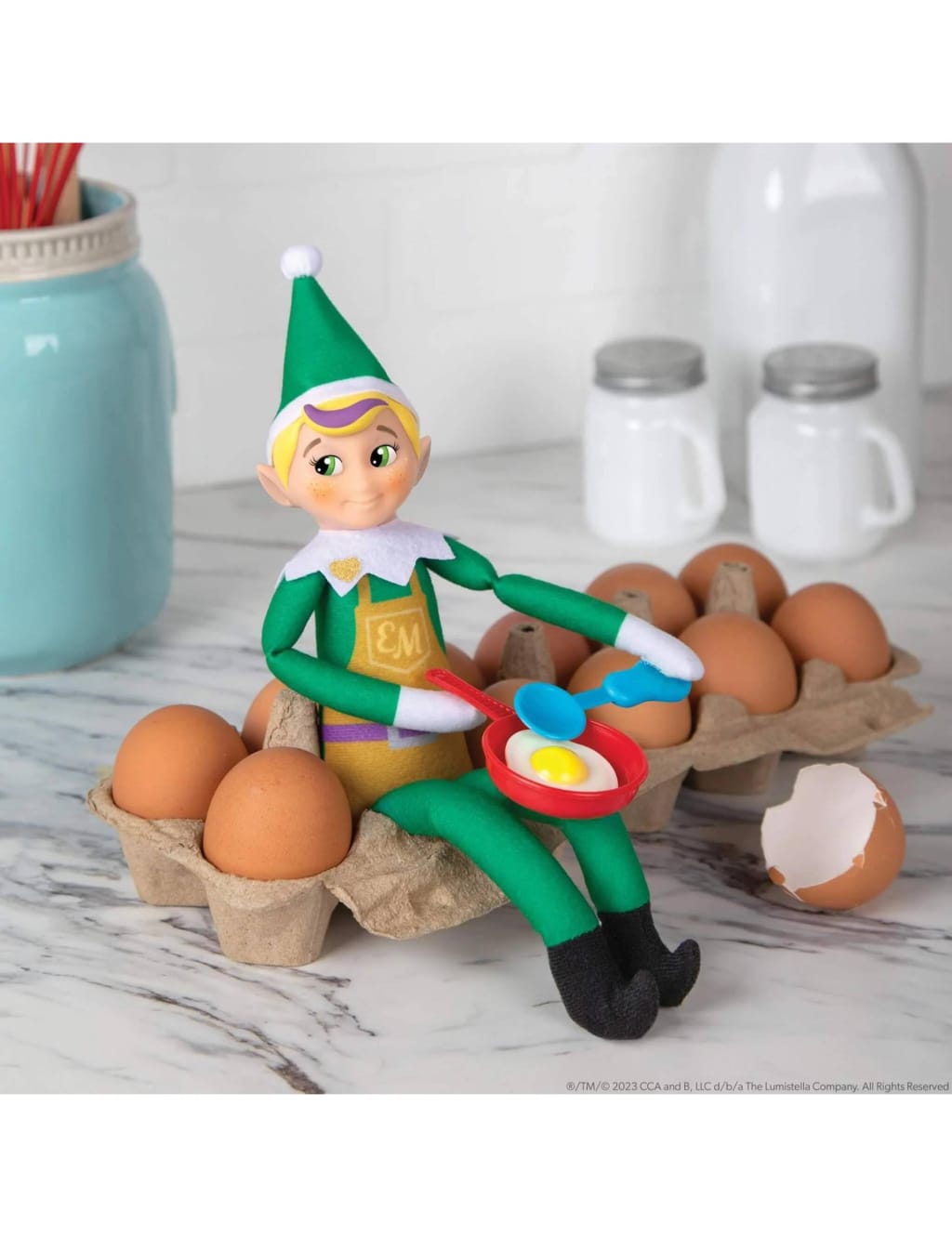 The Elf On The Shelf® Brown Eyed Girl & Polar Props™ Travel Set - Christmas Tradition Kit