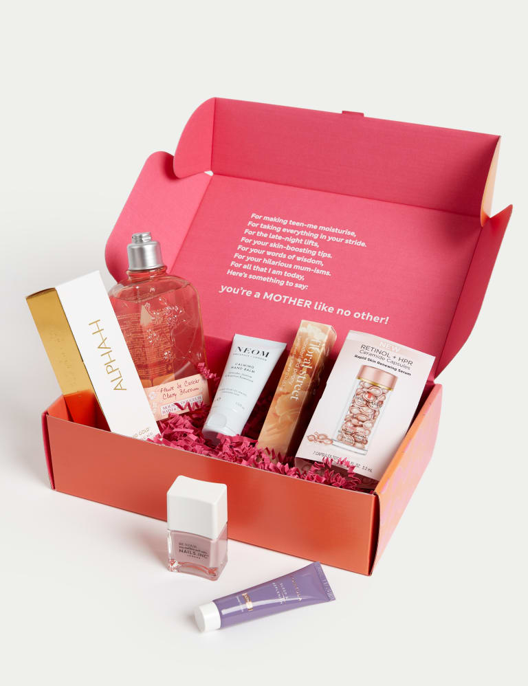 M&s box clearance
