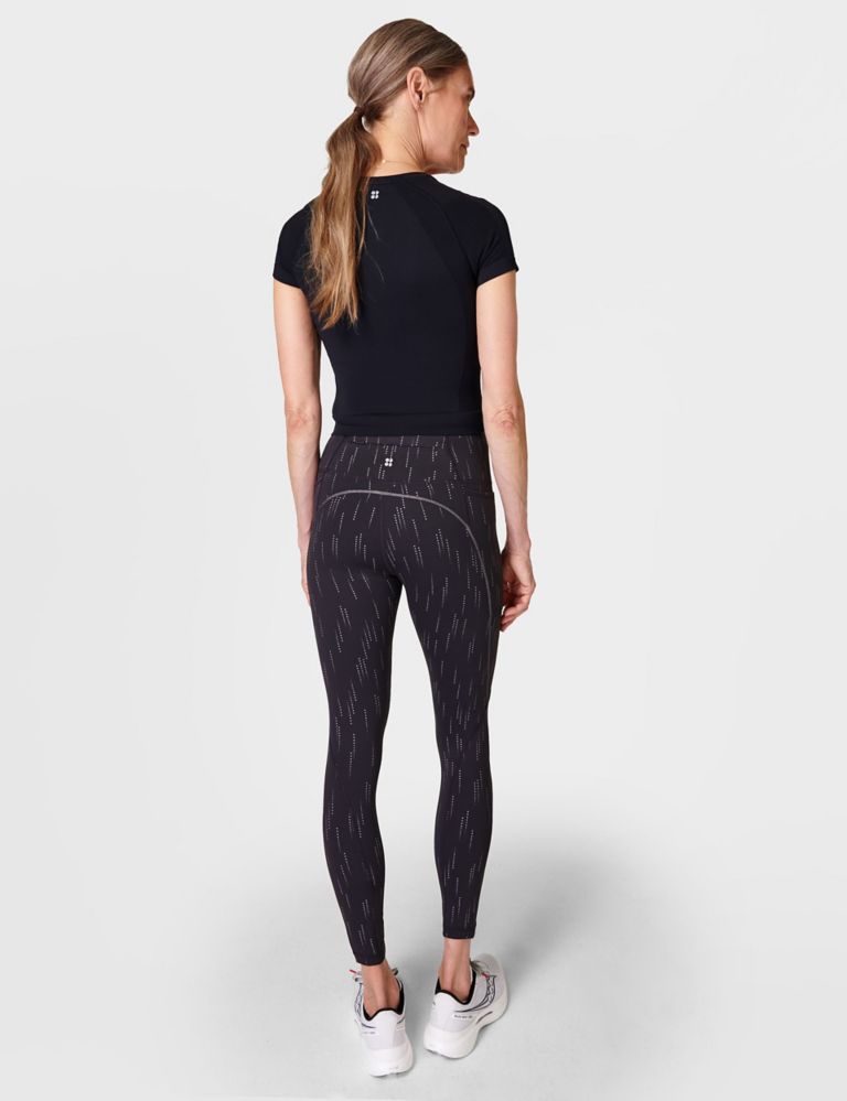 Therma Boost 2.0 Printed Reflective Leggings 5 of 6
