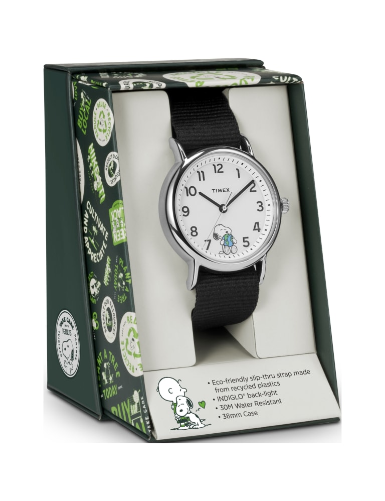 Timex peanuts outlet weekender
