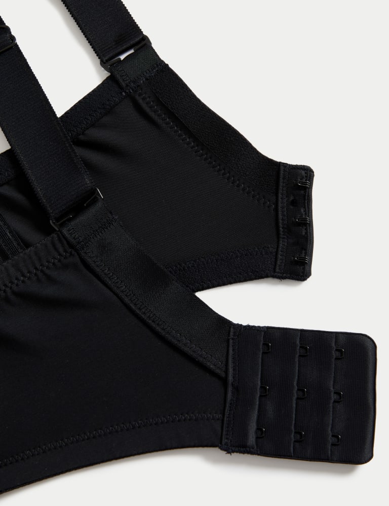 Total 9 shop black