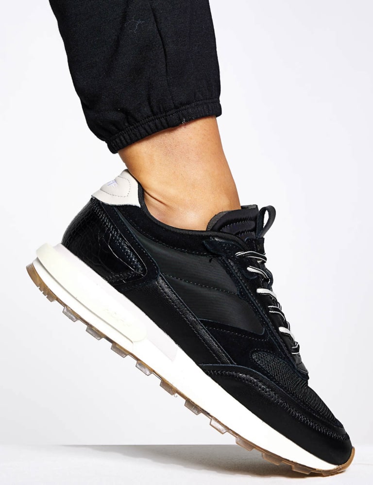 Heritage mixed panel clearance trainers