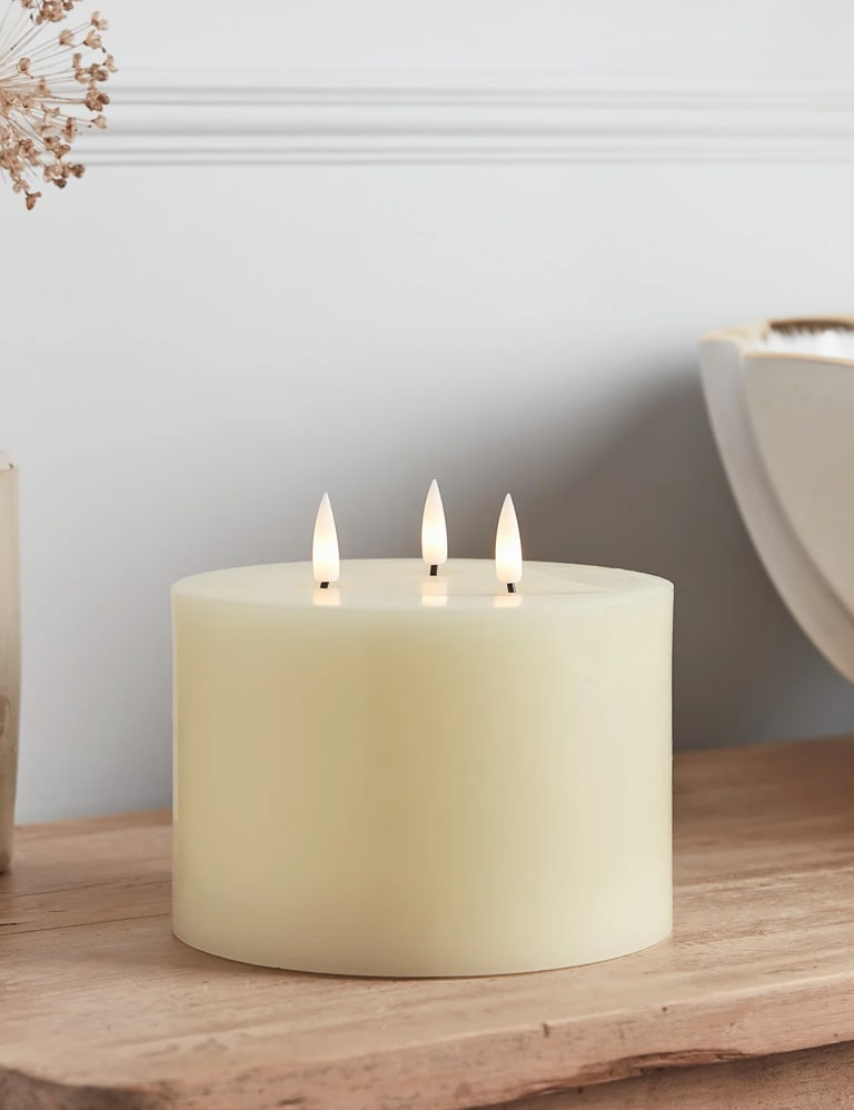 TruGlow 3 Wick LED Candle Lights4fun M S