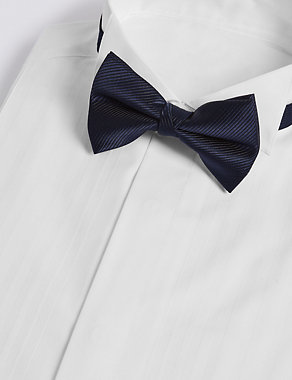 Twill Bow Tie Image 2 of 4