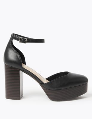 m&s black sandals