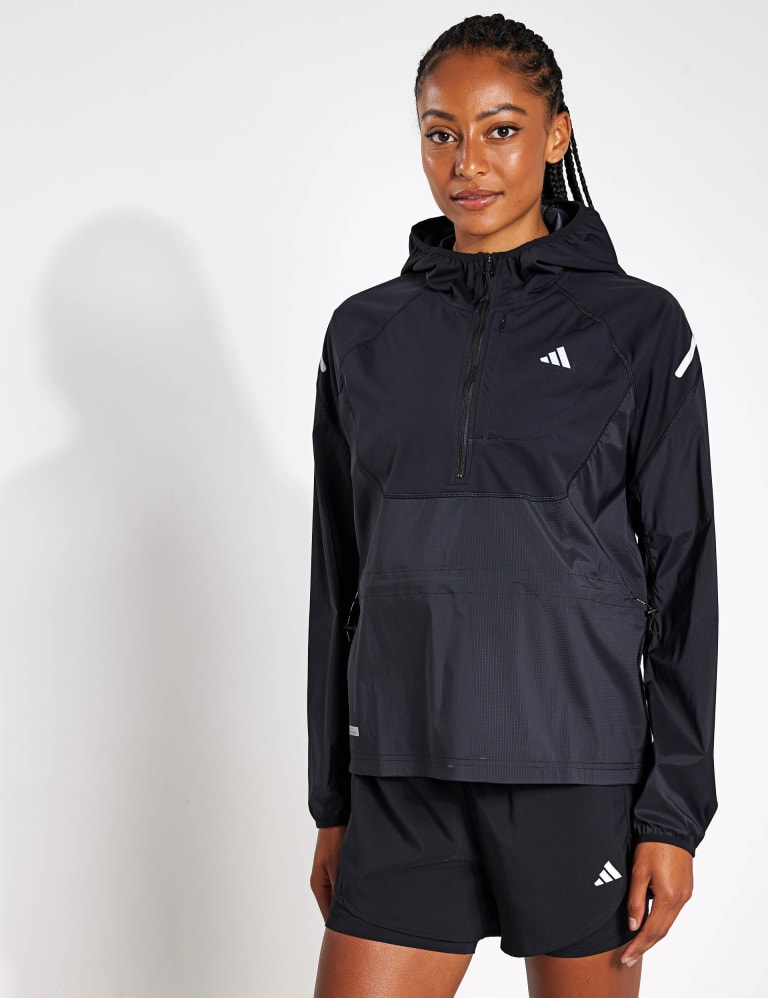 Sports hooded jacket clearance