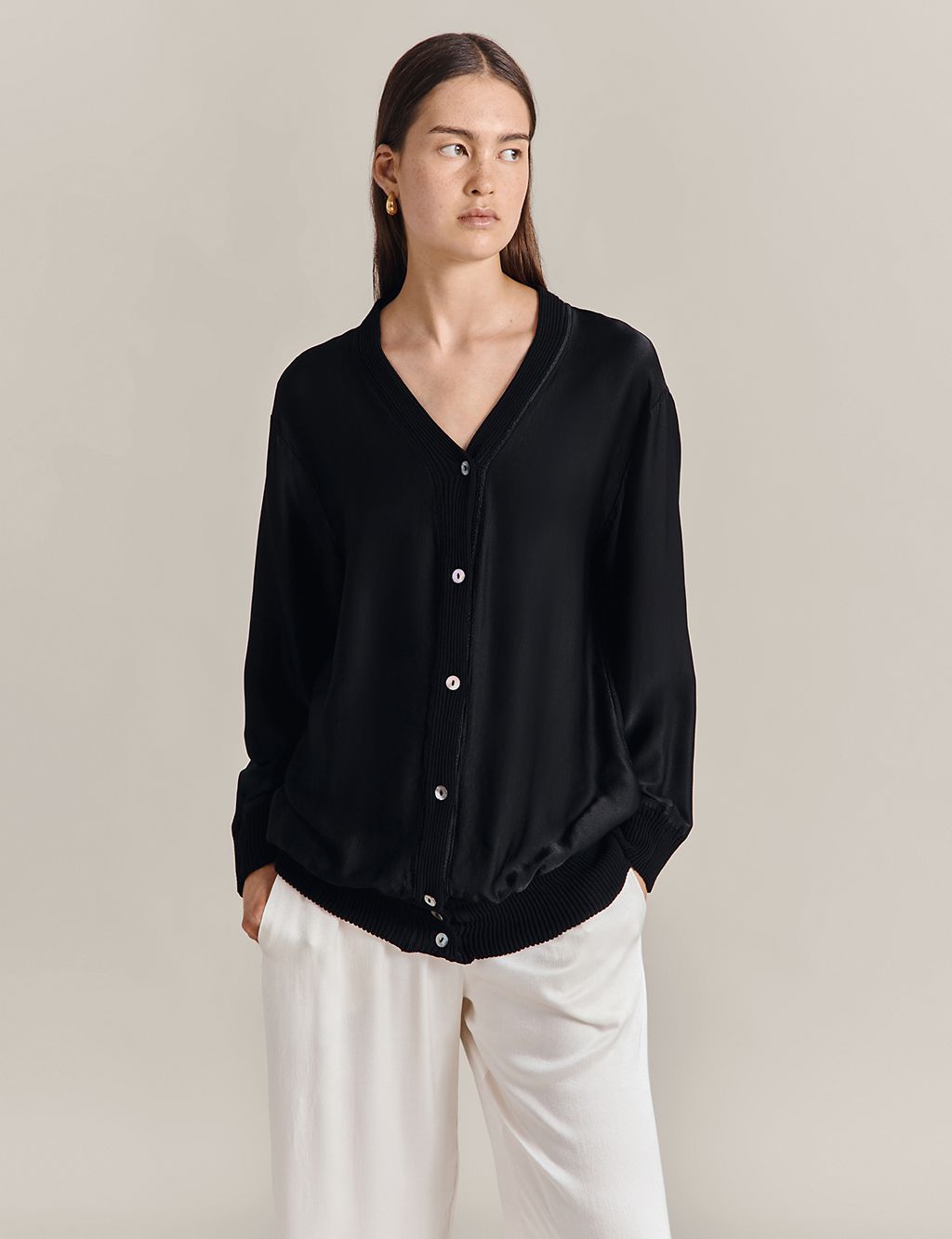 V-Neck Button Front Relaxed Cardigan 3 of 4