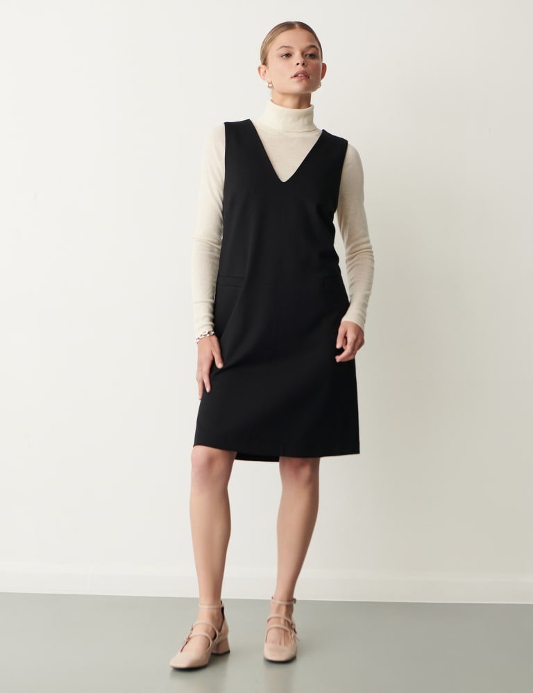 V neck shift dress online
