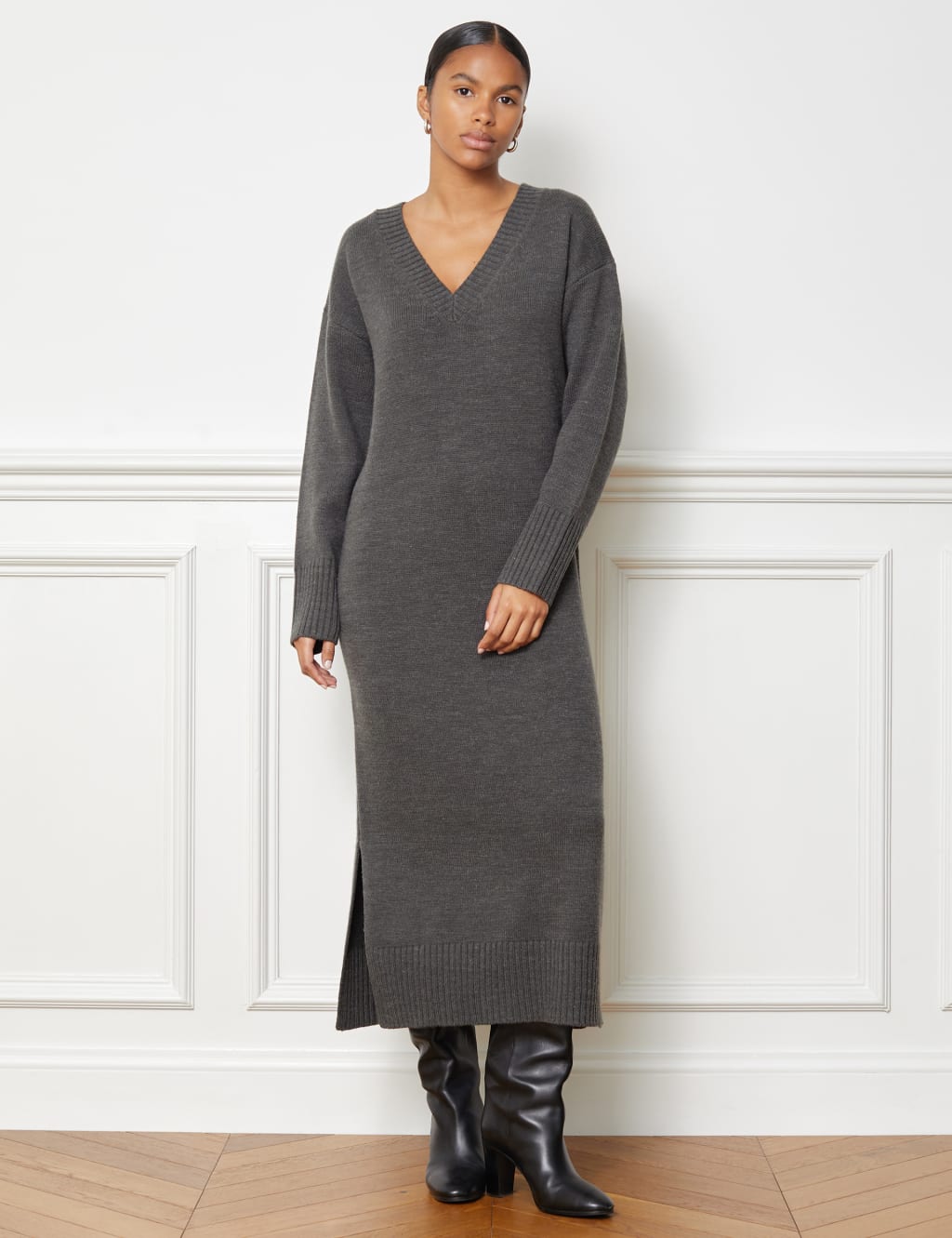 V neck knitted dress hotsell