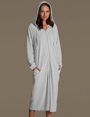 m&s dressing gown with zip