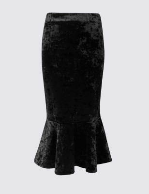 Black velvet outlet fishtail skirt