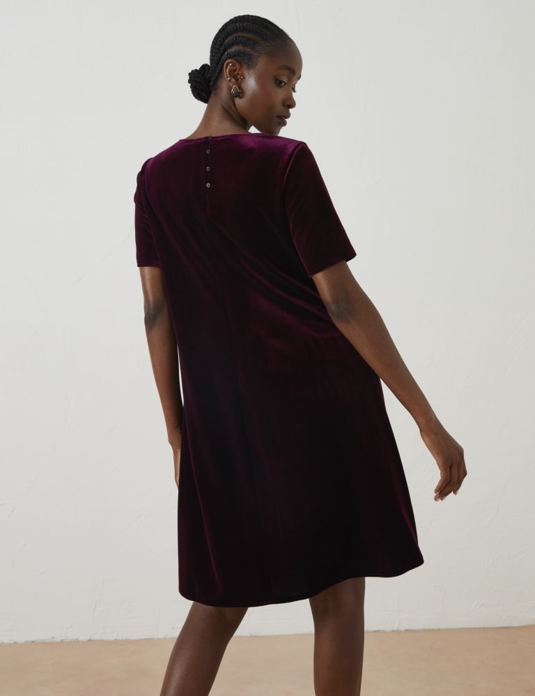 Velvet Round Neck Knee Length Shift Dress 3 of 5