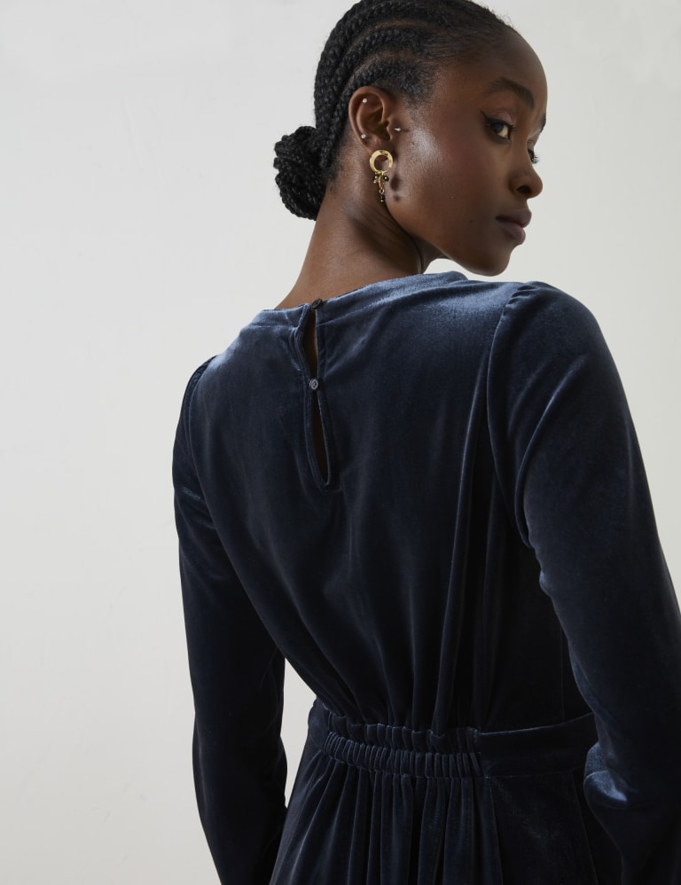Velvet Round Neck Midi Waisted Dress FatFace M S