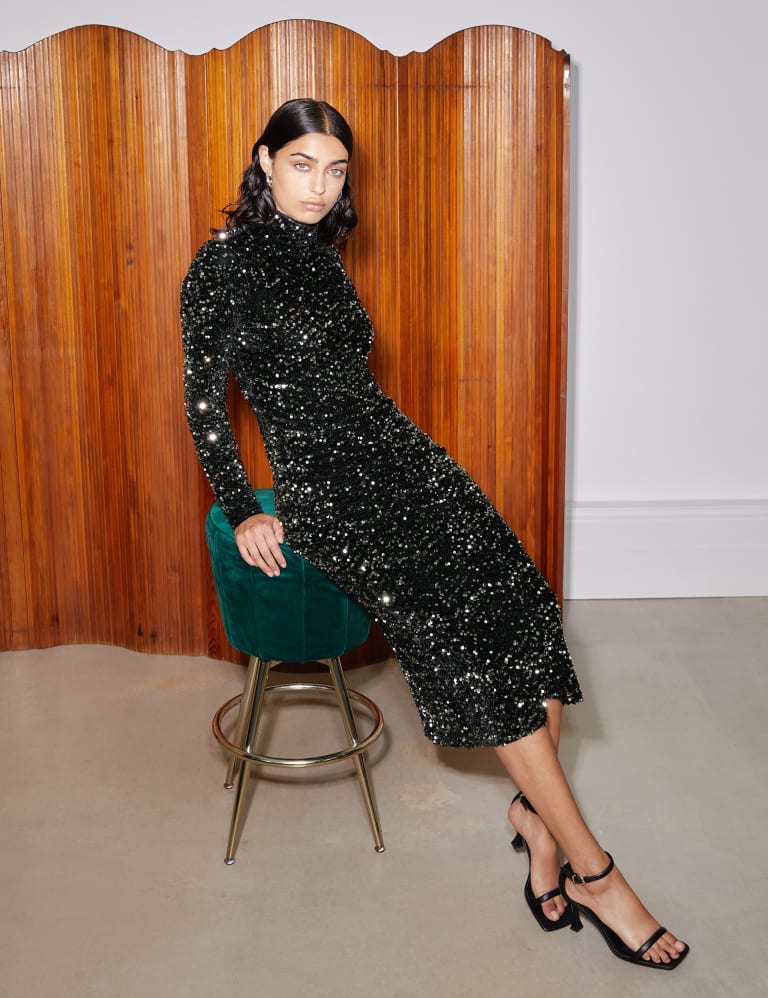 Bodycon sequin discount midi dress