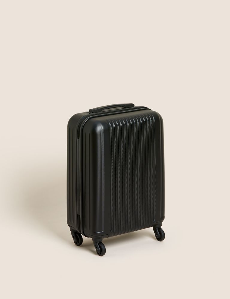 It Luggage Black And Rose Gold Divinity 4W Suitcase, Size: Medium Case