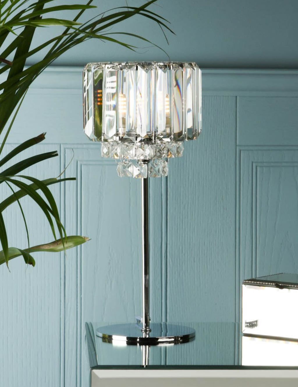 Crystal bedside deals table lamp