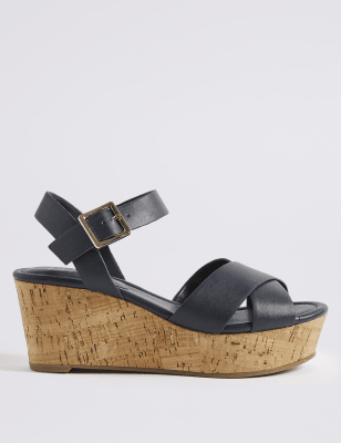 Crossover wedge hot sale sandals