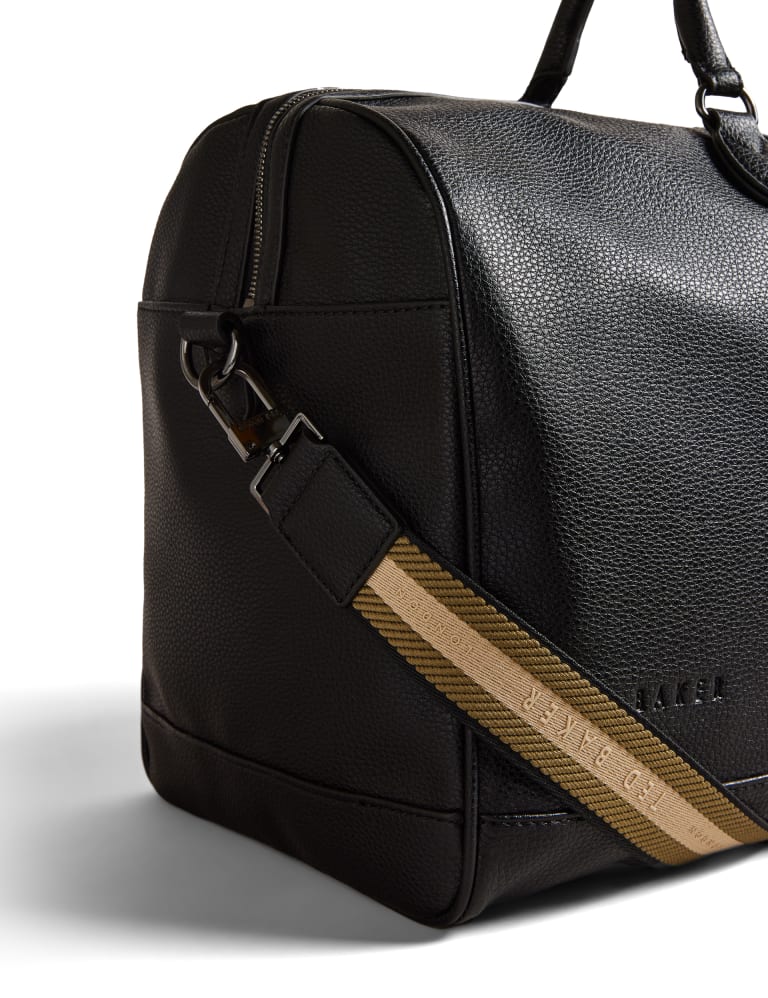 Cole haan pebble deals leather weekend bag