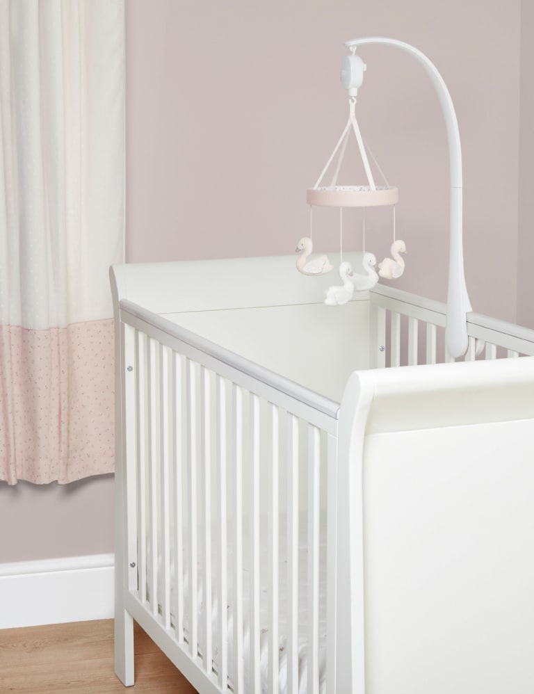 Mamas and papas welcome top to the world mobile