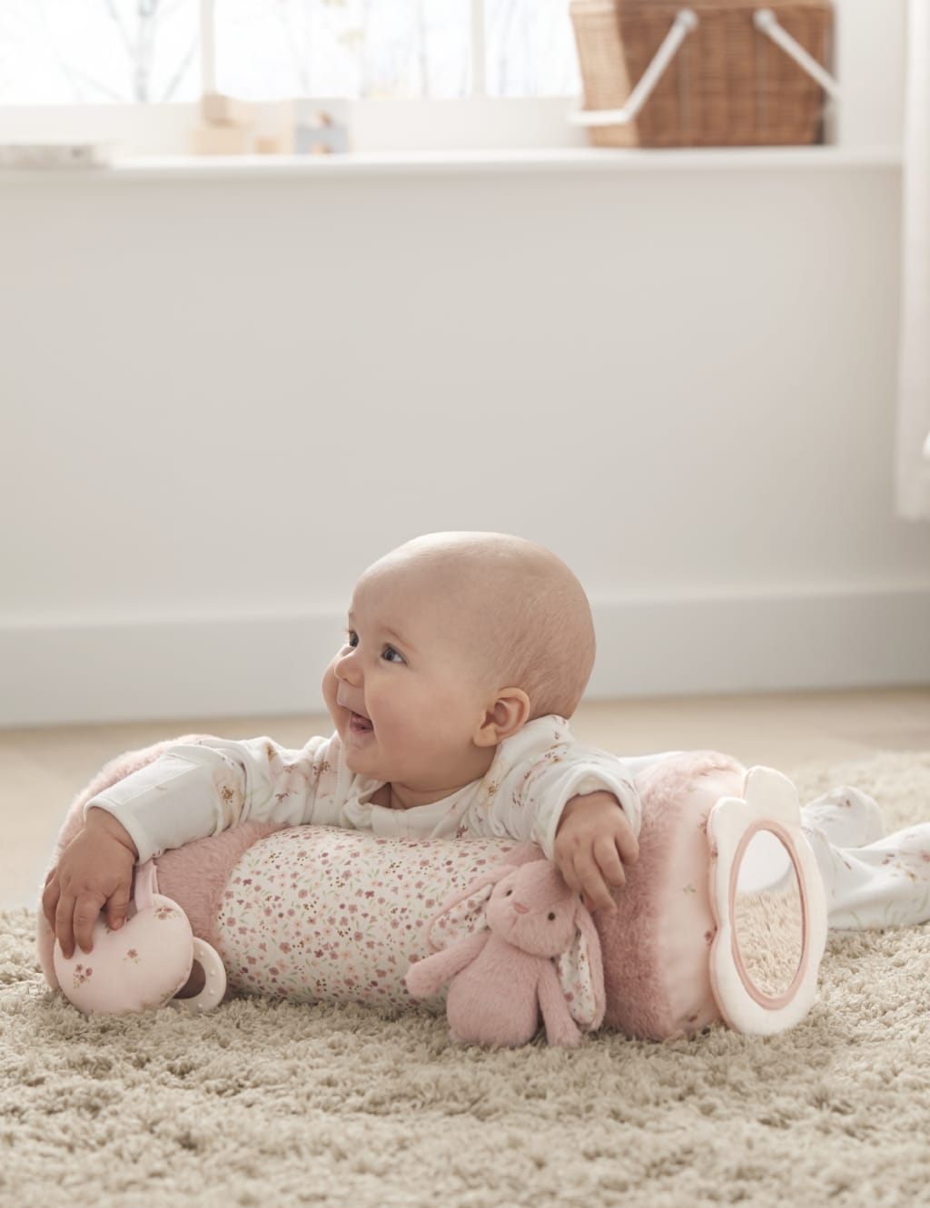 Welcome to the World Tummy Time Roll (7lbs) | Mamas & Papas | M&S