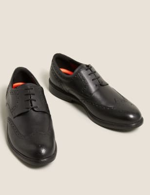 wide brogues