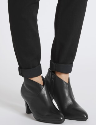 M&s footglove wide hot sale fit ankle boots