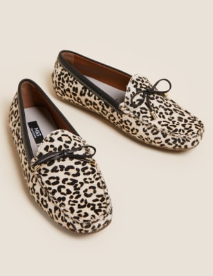 leopard print deck shoes