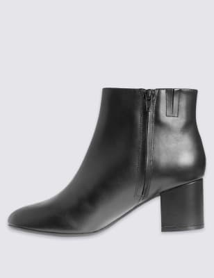 Marks and spencer store ankle boots footglove