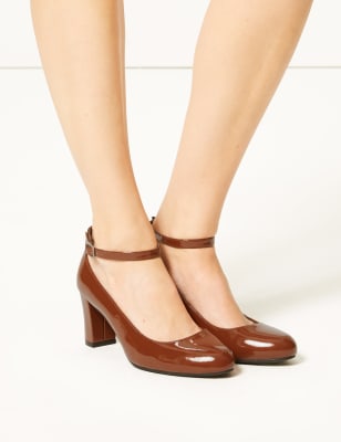 m and s block heels