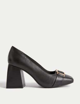 Black court shoes wide cheap fit