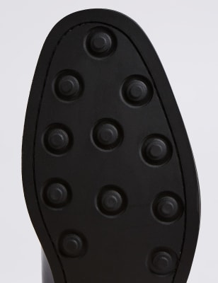 extra wide chukka boots