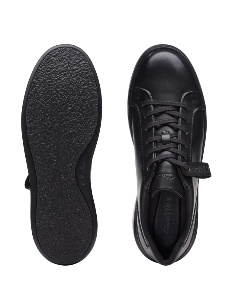 Clarks wide sales fit trainers