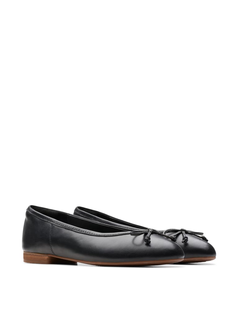Wide Fit Leather Slip On Flat Pumps CLARKS M S