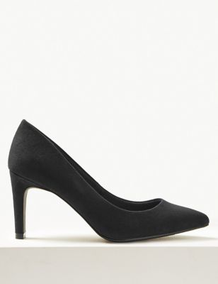 small court heels
